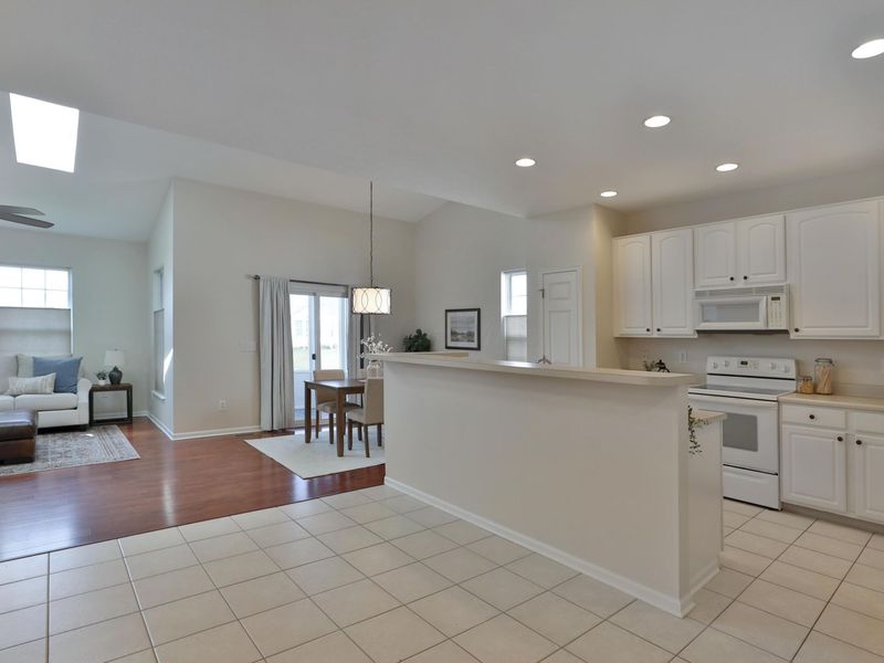 5037 Barkstone Drive, Grove City, OH 43123 Photo 5