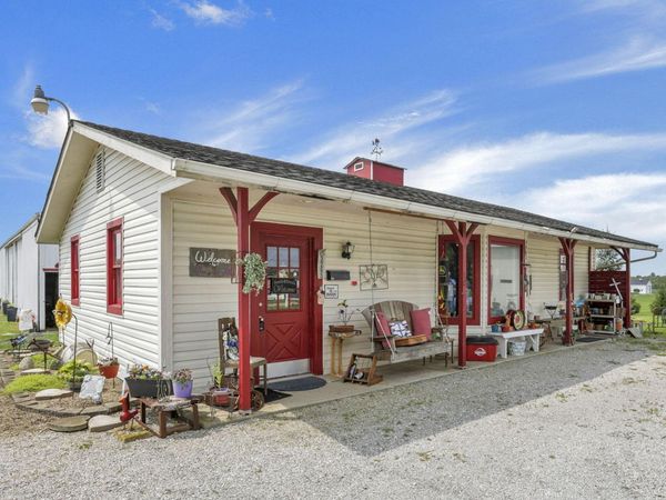 3265 Barnes Road , Centerburg, OH 43011