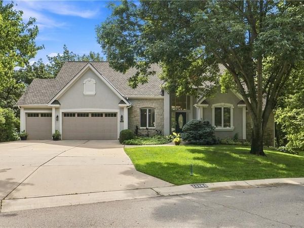 15145 Pawnee Circle, Leawood, KS 66224