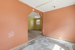 125 Lewis Street photo 4