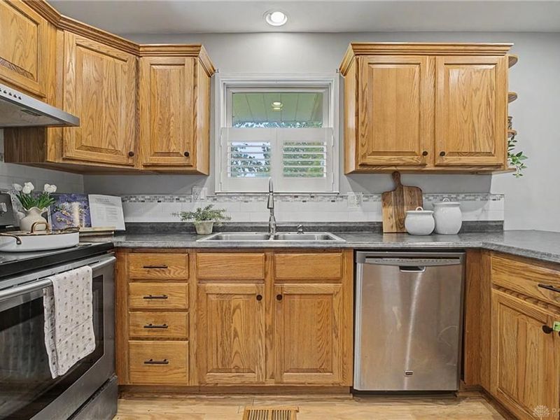 1317 S Elm Street, West Carrollton, OH 45449 Photo 21