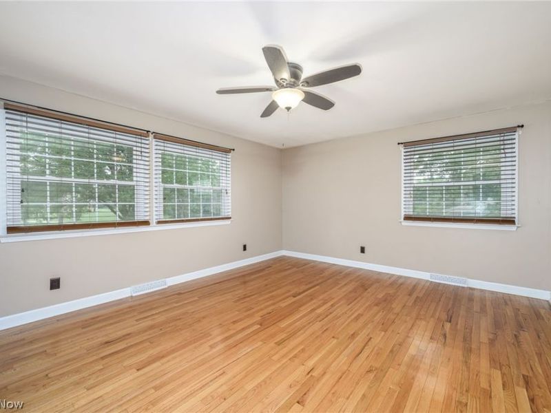 496 Howe Road, Kent, OH 44240 Photo 12