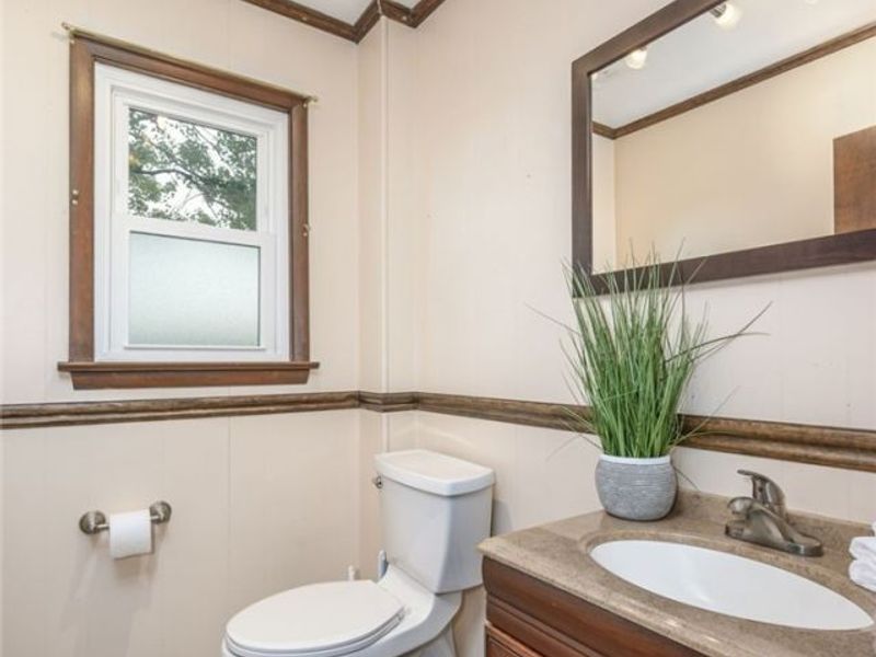 496 Howe Road, Kent, OH 44240 Photo 17