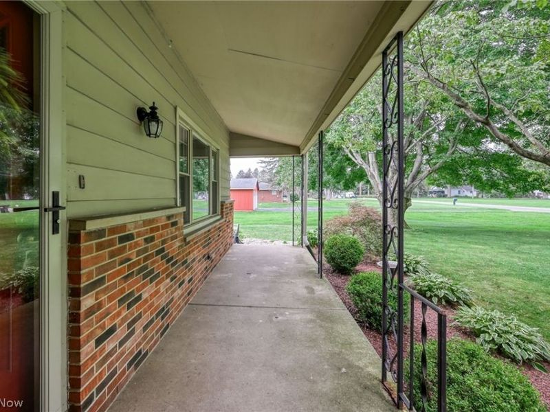 496 Howe Road, Kent, OH 44240 Photo 4