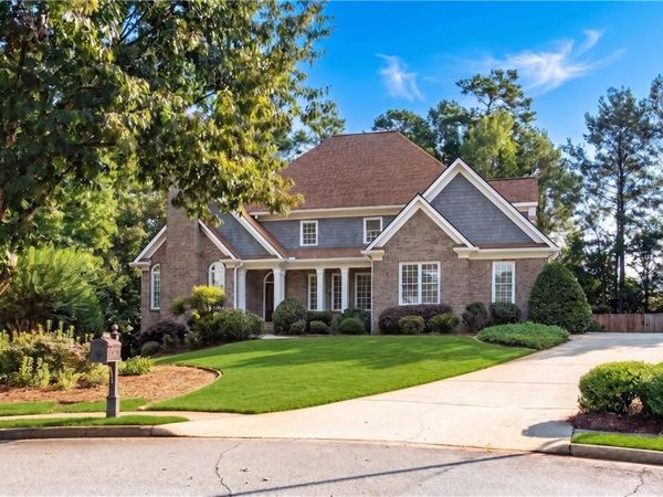 2414 Glenmore Lane , Snellville, GA 30078