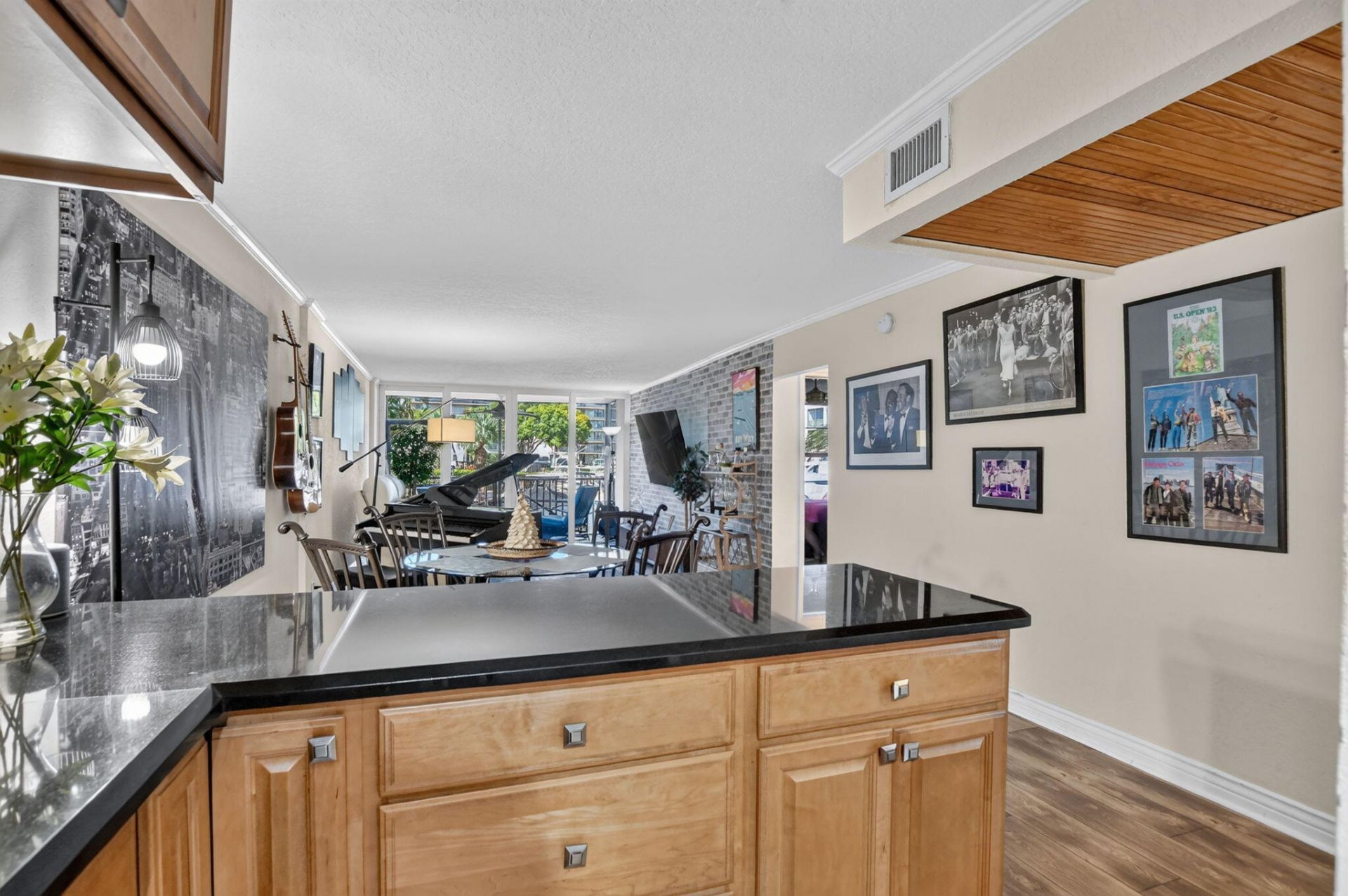 3 Royal Palm Way, Unit 102, Boca Raton, FL 33432 Photo