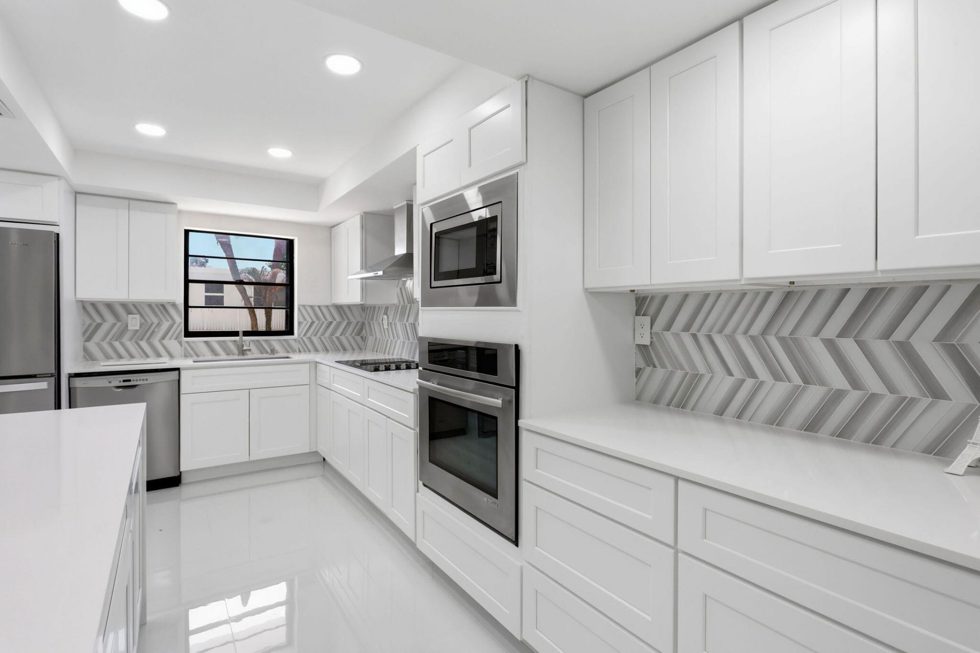 1222 Hillsboro Mile, Unit 15, Hillsboro Beach, FL 33062 Photo