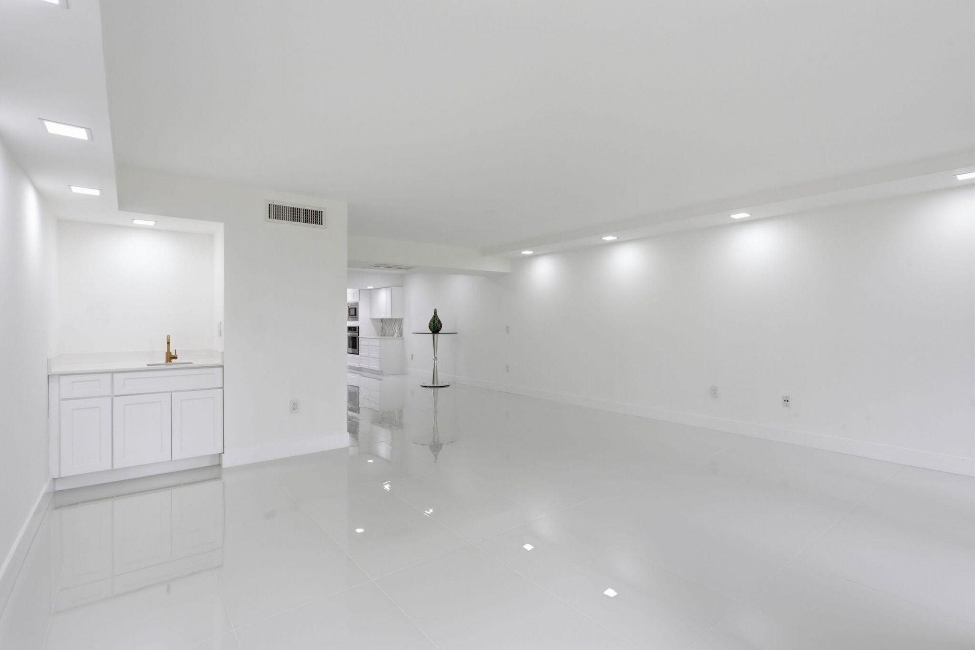 1222 Hillsboro Mile, Unit 15, Hillsboro Beach, FL 33062 Photo