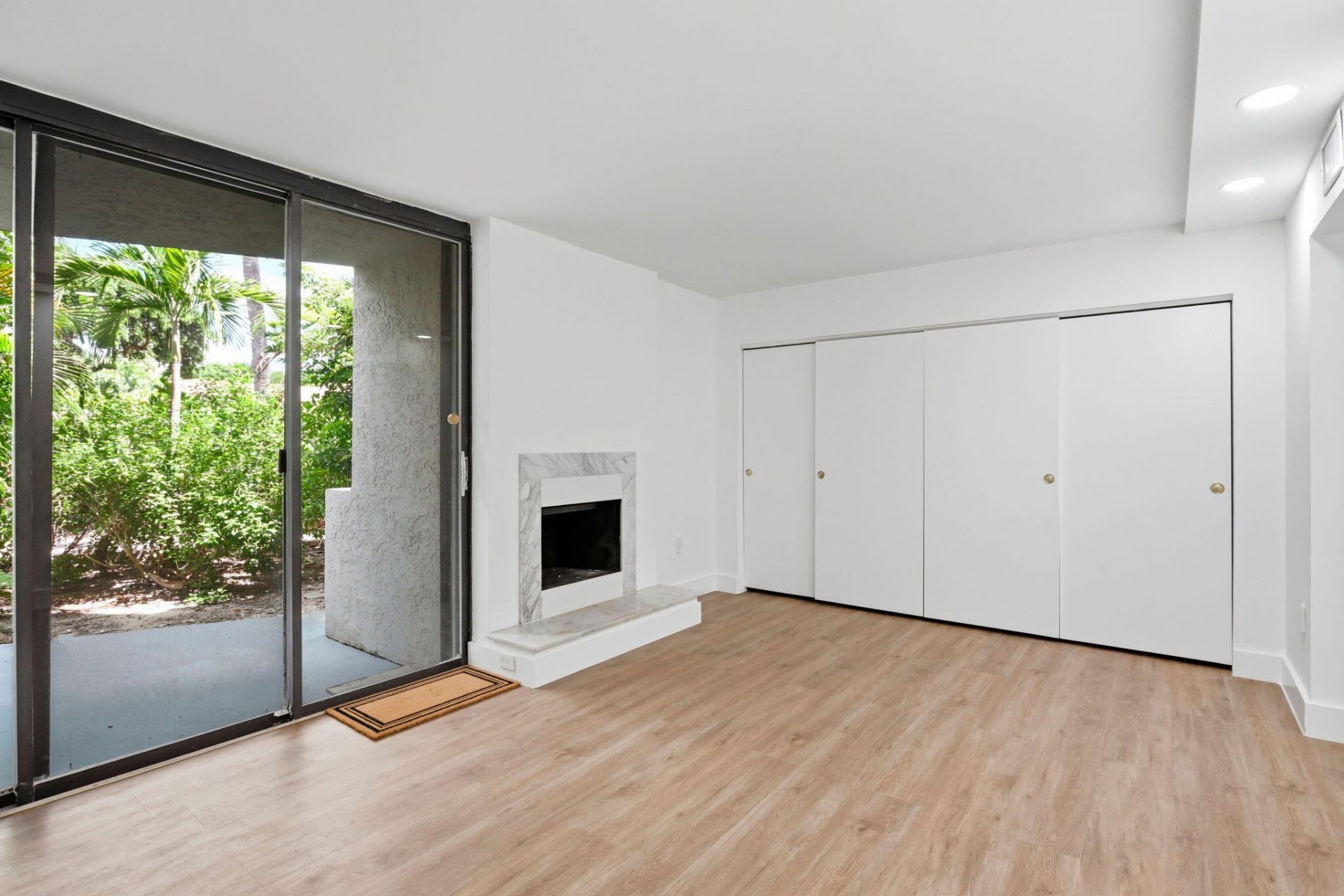 1222 Hillsboro Mile, Unit 15, Hillsboro Beach, FL 33062 Photo