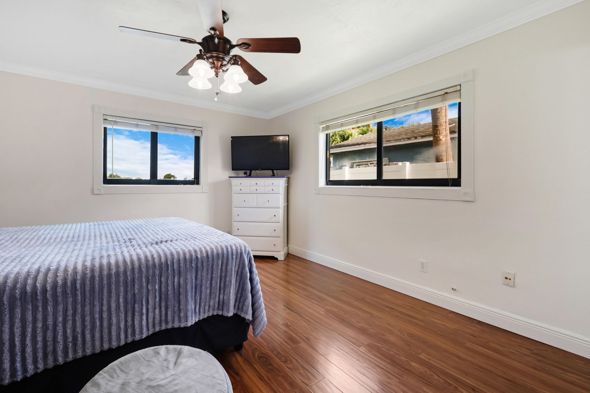 510 NW 93rd Terrace, Pembroke Pines, FL 33024 Photo