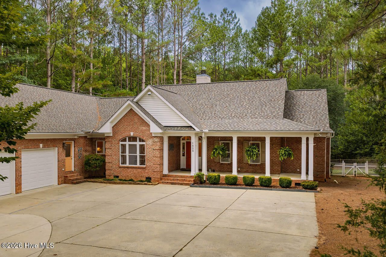 1624 Rosebriar Place, Hillsborough, NC 27278 Main Photo