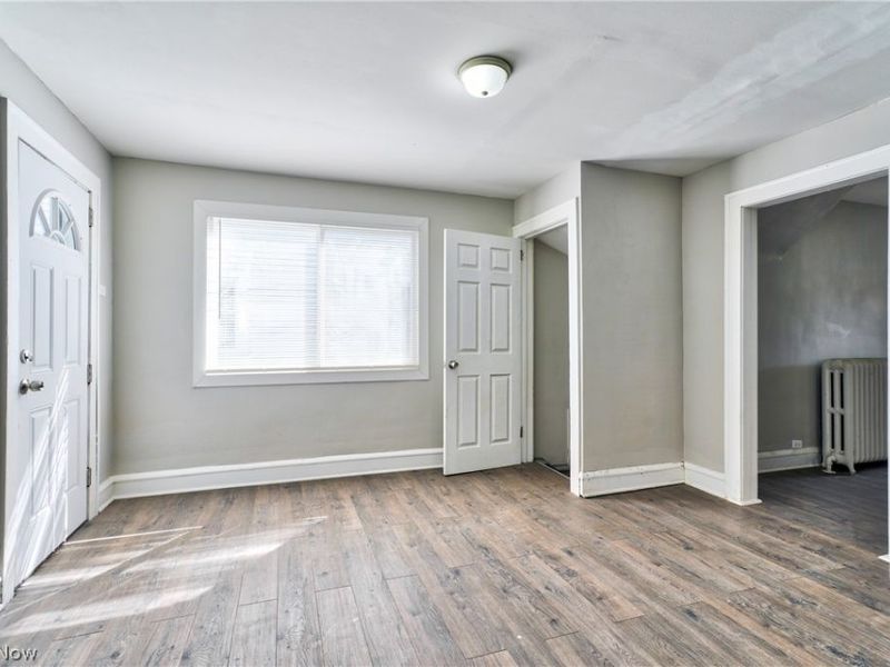 2215 W 105th Street, Cleveland, OH 44102 Photo 8