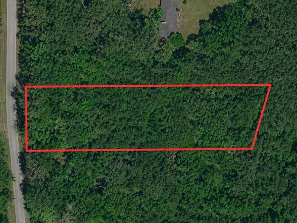 4th Street NW, Reform, AL 35481