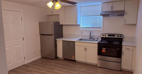 580 E Huffaker Lane, Reno, NV 89511 Photo