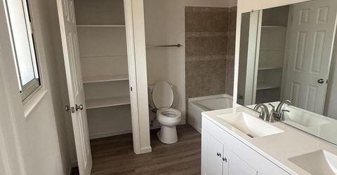 580 E Huffaker Lane, Reno, NV 89511 Photo