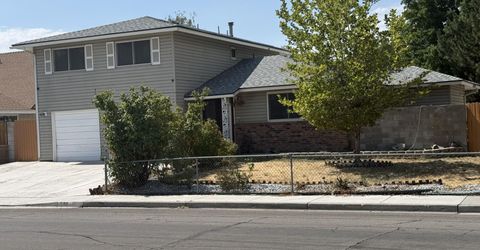 580 E Huffaker Lane, Reno, NV 89511 Photo
