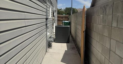 580 E Huffaker Lane, Reno, NV 89511 Photo