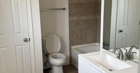 580 E Huffaker Lane, Reno, NV 89511 Photo