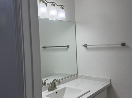 580 E Huffaker Lane, Reno, NV 89511 Photo