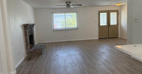 580 E Huffaker Lane, Reno, NV 89511 Photo