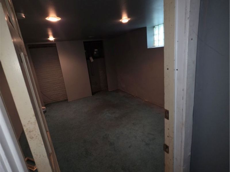 6811 Worley Avenue, Cleveland, OH 44105 Photo 31