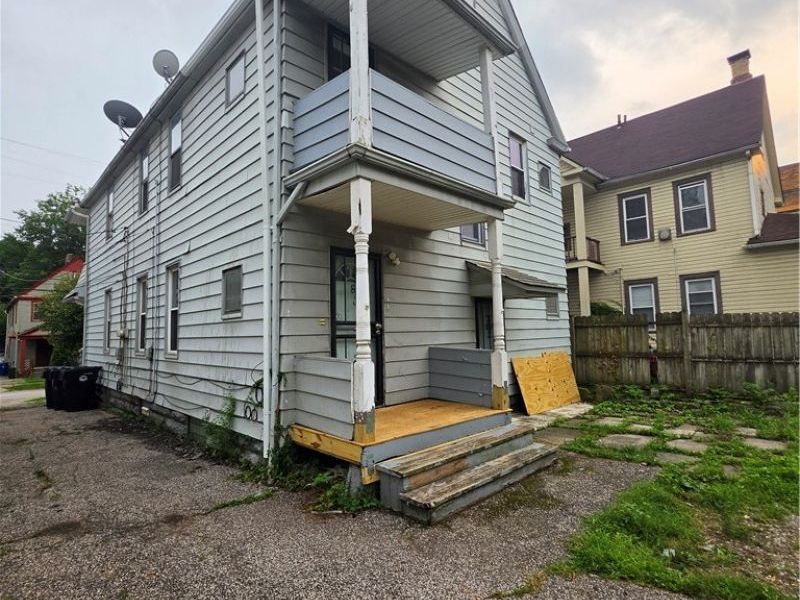 6811 Worley Avenue, Cleveland, OH 44105 Photo 4