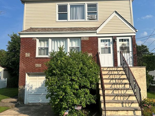 45 Radcliffe Road, Unit 1, Island Park, NY 11558