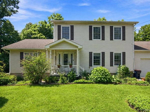 36 Hillside Avenue , Wingdale, NY 12594