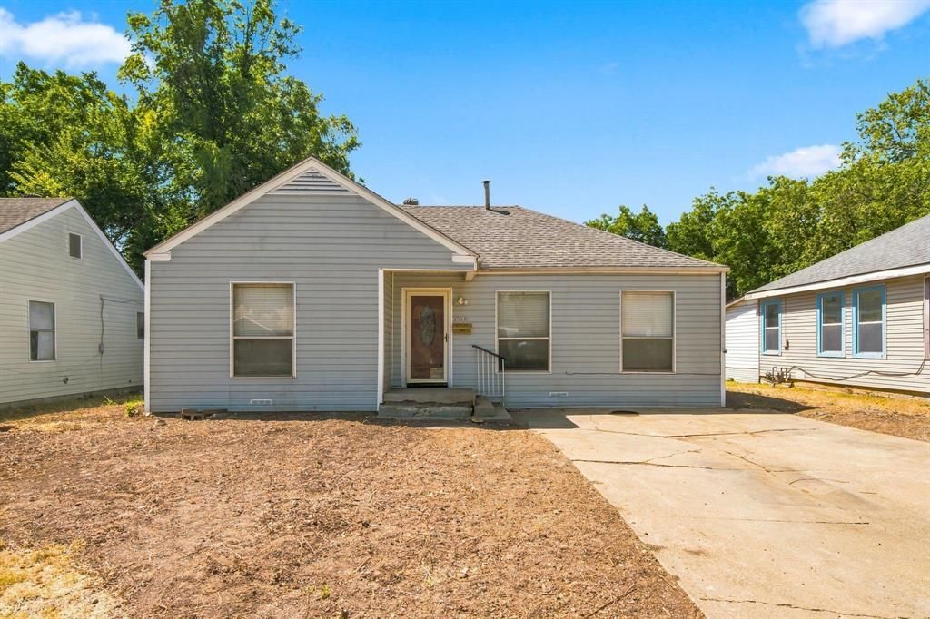 1013 Oak Street, Grand Prairie, TX 75050 Main Photo