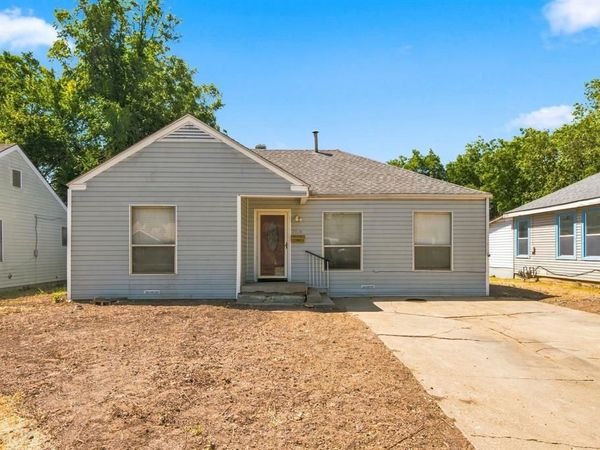 1013 Oak Street, Grand Prairie, TX 75050