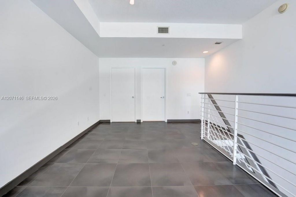 60 SW 13th St , Unit 1402, Miami, FL 33130 Photo
