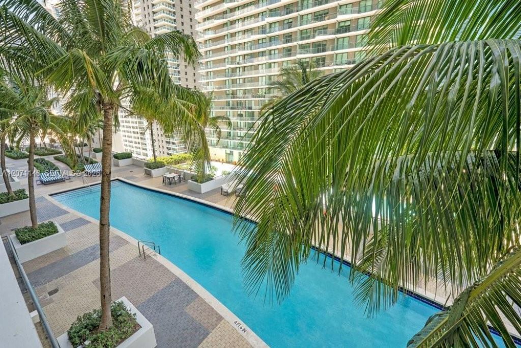 60 SW 13th St , Unit 1402, Miami, FL 33130 Photo
