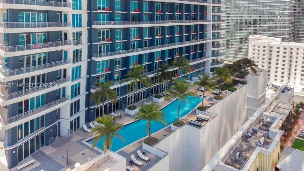 60 SW 13th St , Unit 1402, Miami, FL 33130 Photo