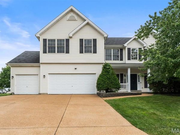 771 Avondale Drive, St Peters, MO 63376
