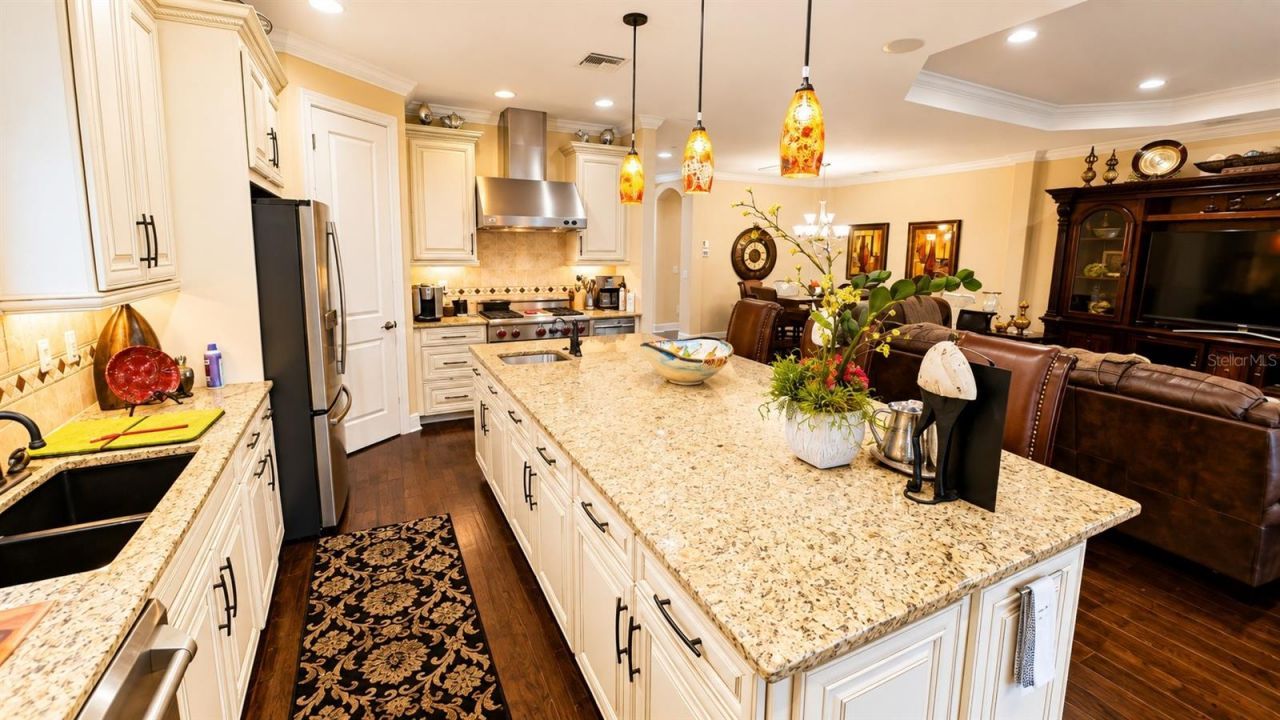 2519 Vaccaro Drive, Sarasota, FL 34231 Photo