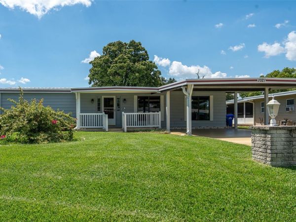 1021 HILLTOP ROAD , TAVARES, FL 32778