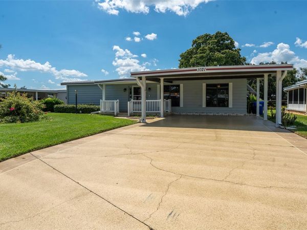 1021 HILLTOP ROAD, TAVARES, FL 32778
