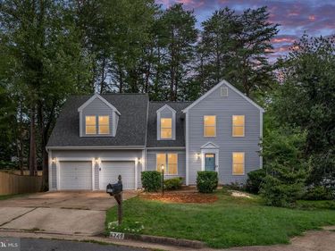 4749 SHADOW OAK COURT, DUMFRIES, VA 22025