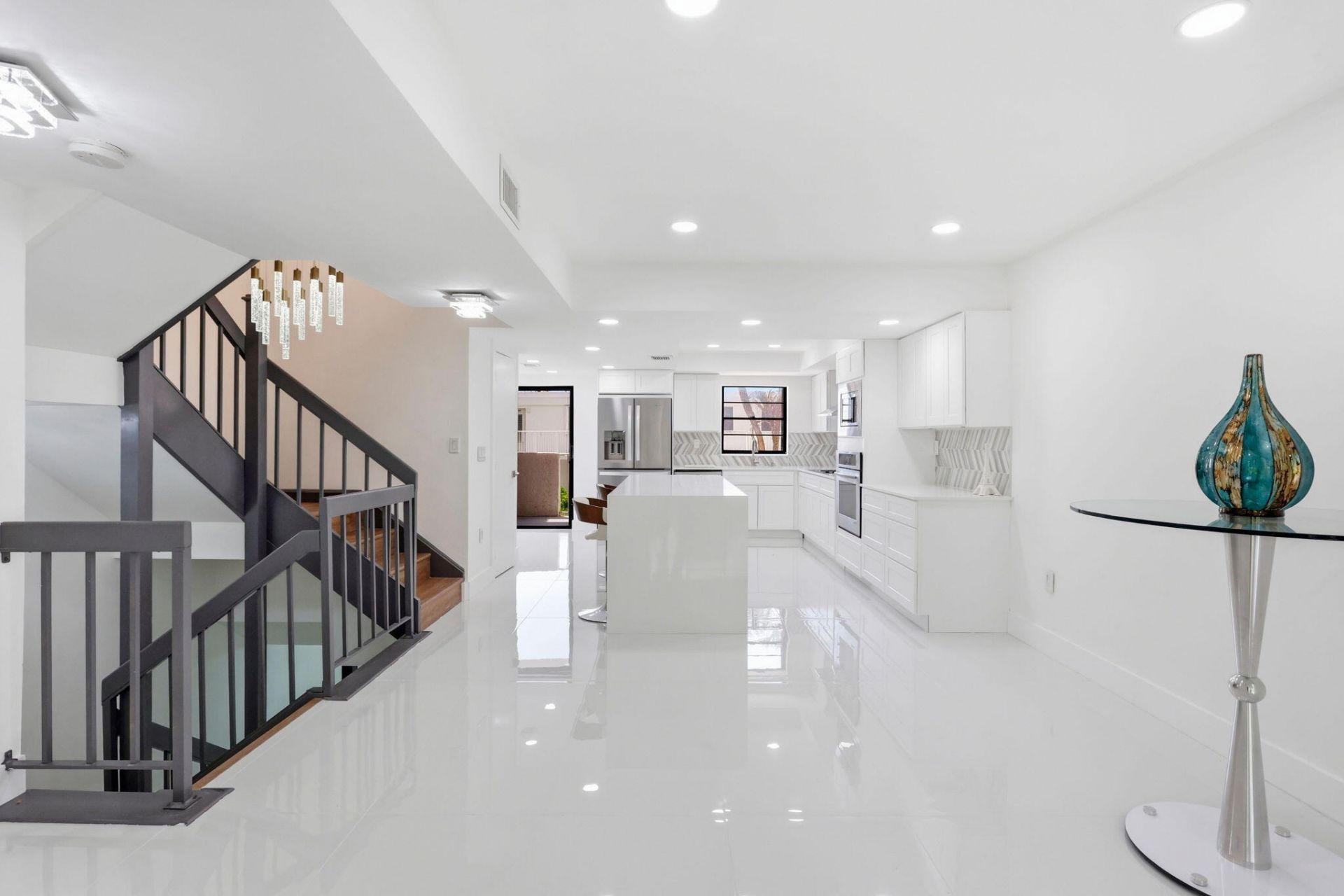 1222 Hillsboro Mile, Unit 15, Hillsboro Beach, FL 33062 Photo