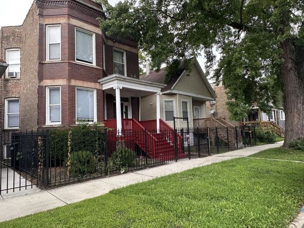 7422 S Blackstone Avenue , Chicago, IL 60619