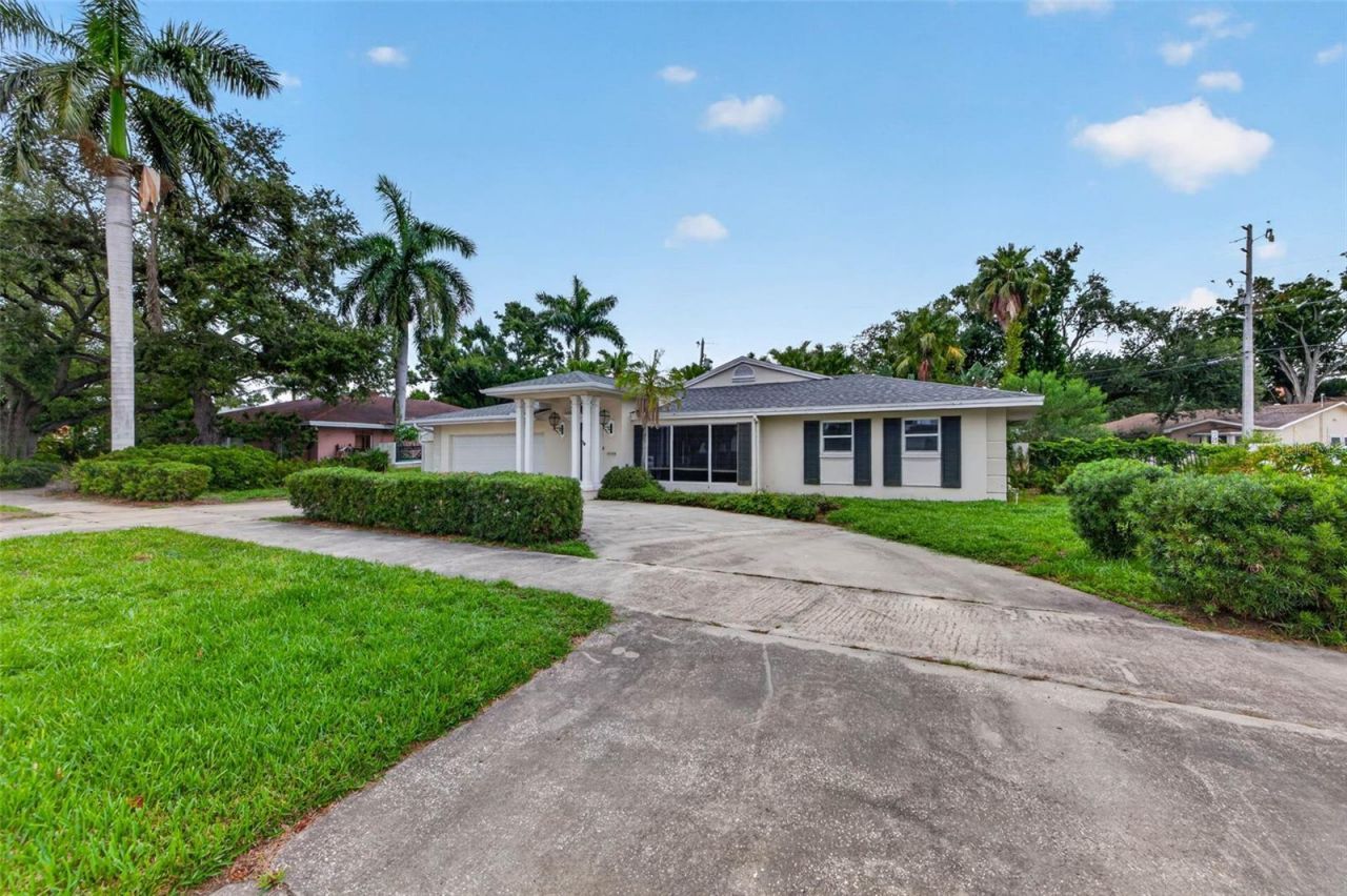 201 Snell Isle Boulevard Ne, Saint Petersburg, FL 33704 Photo