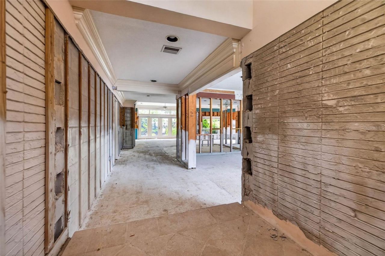 201 Snell Isle Boulevard Ne, Saint Petersburg, FL 33704 Photo