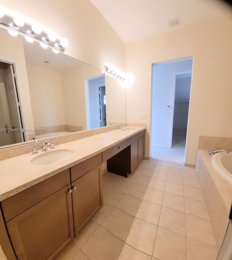 6033 NW 118th Dr , Unit 6033, Coral Springs, FL 33076 Photo
