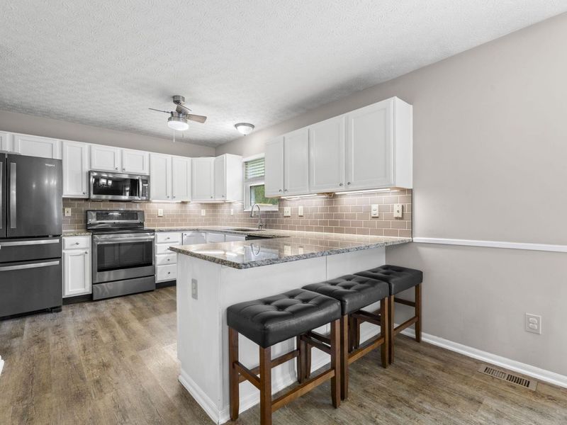 841 Lakeway Court W, Westerville, OH 43081 Photo 16