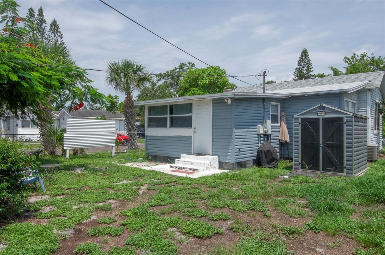 3860 Burlington Avenue N, Saint Petersburg, FL 33713 Photo