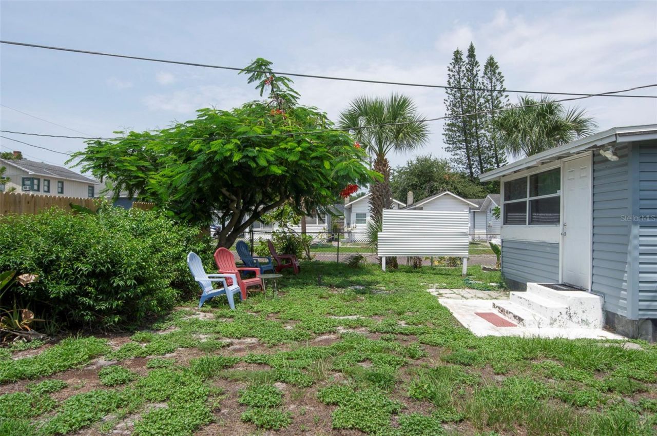 3860 Burlington Avenue N, Saint Petersburg, FL 33713 Photo