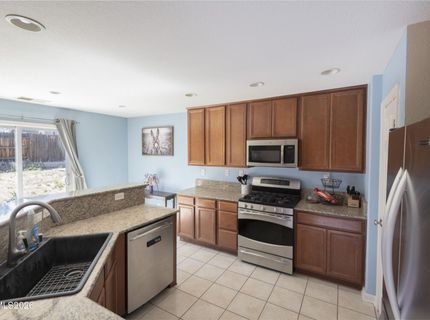 8930 Grisom Way, Reno, NV 89506 Photo