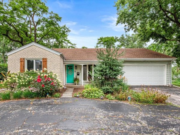 5804 Ridgewood Drive, Western Springs, IL 60558