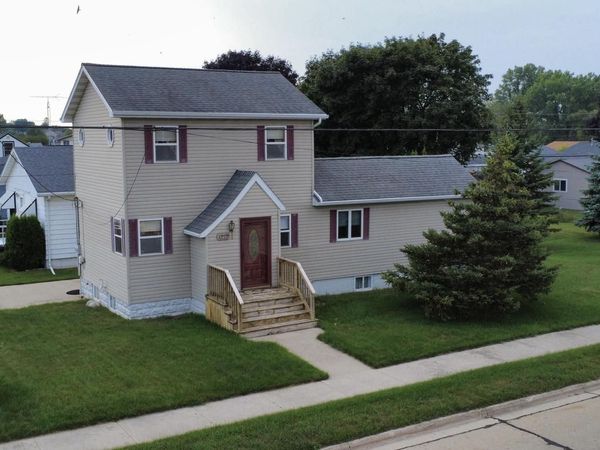 2700 Jackson STREET, Two Rivers, WI 54241