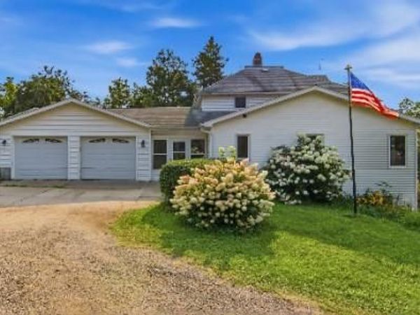 4110 / 4160 Folsom Street, Eau Claire, WI 54703